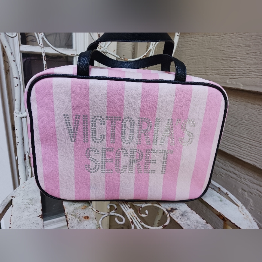 Victoria's Secret Travel Bag